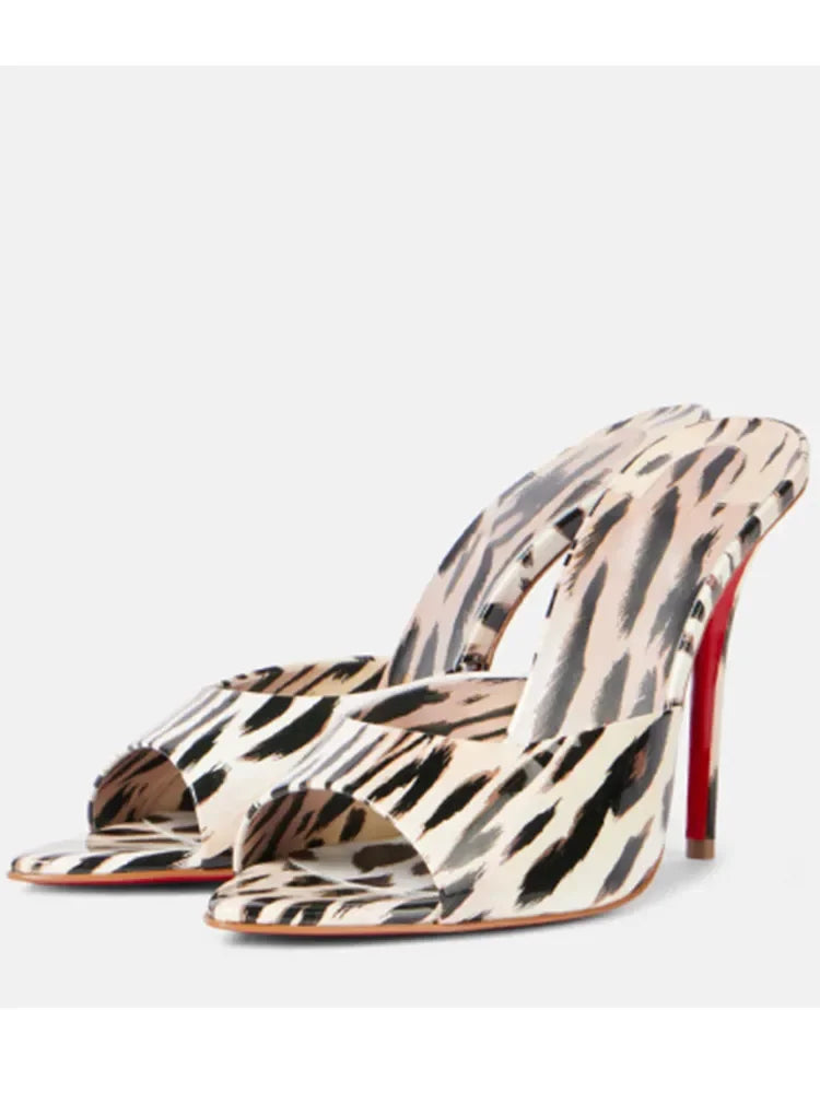 Fishmouth Woman Style Patent Leather High Heels With Thin Heels Pointed Toes Exposed Toes.