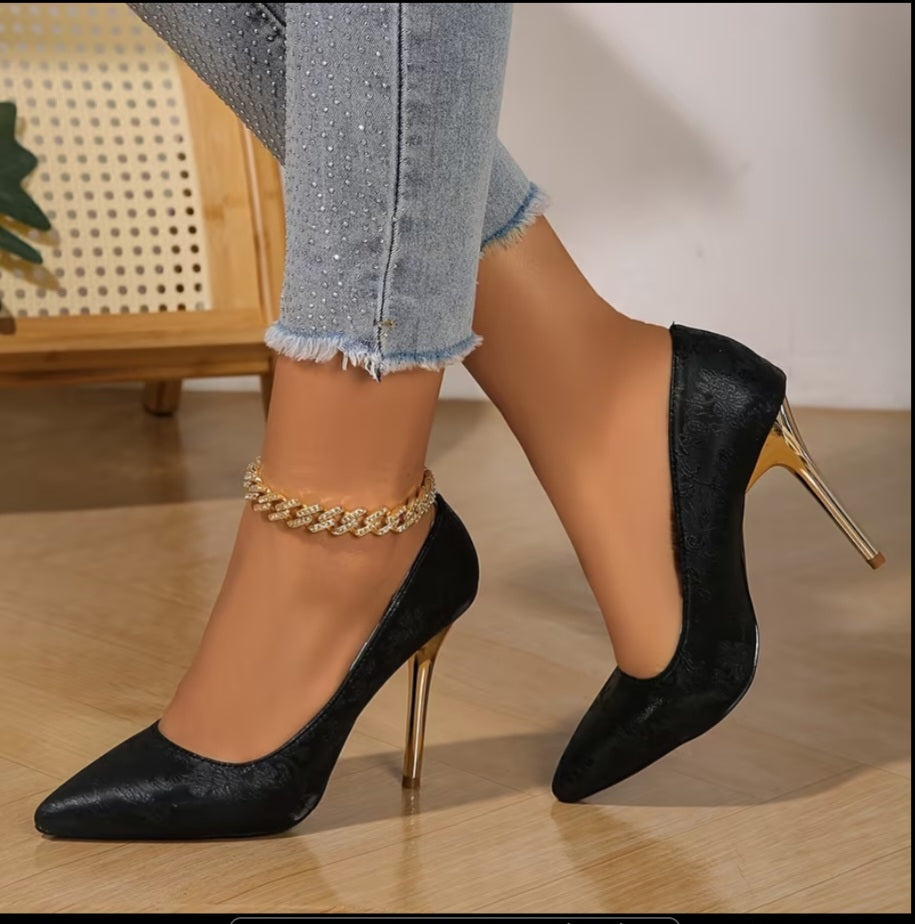 Women's Thin Heel Pointed Toe Shoes.